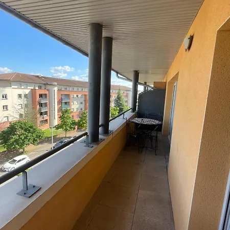 Rose T2, Climatisation,parking Prive, Piscine, Wifi , Confort