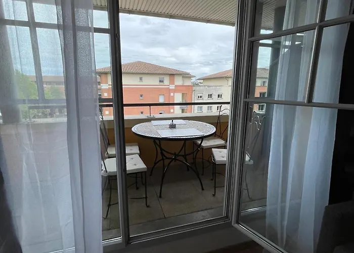 Appartement Rose T2, Climatisation,parking Prive, Piscine, Wifi , Confort *