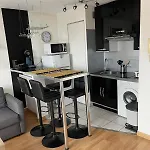 Lejlighed Rose T2, Climatisation,parking Prive, Piscine, Wifi , Confort Toulouse