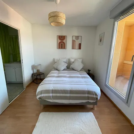 דירה Rose T2, Climatisation,parking Prive, Piscine, Wifi , Confort *