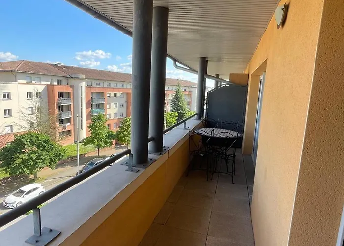 Rose T2, Climatisation,parking Prive, Piscine, Wifi , Confort
